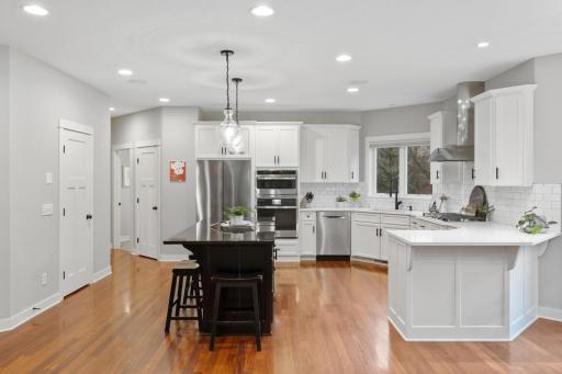 18139 Ingram Way, Eden Prairie, MN 55347