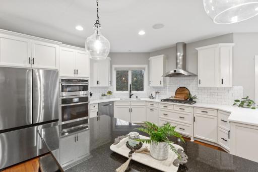 18139 Ingram Way, Eden Prairie, MN 55347