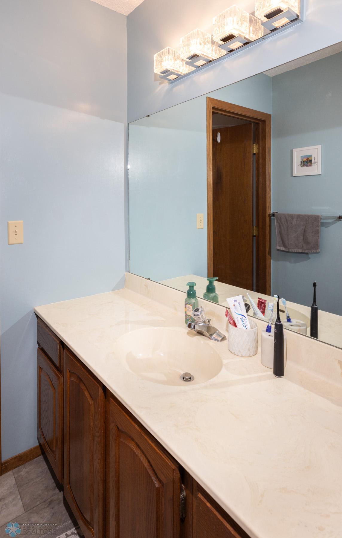 2nd Floor Bathroom