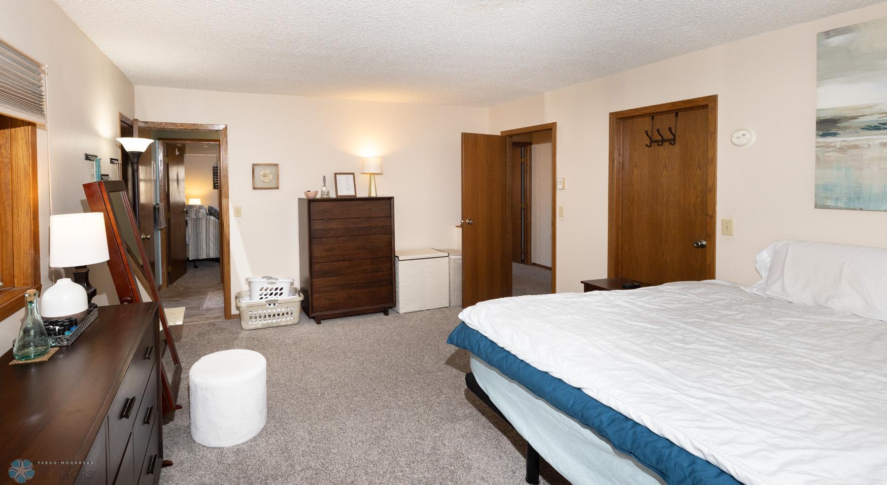 Primary Bedroom w/Large Walk-In Closet