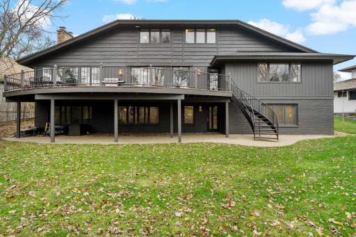 5629 Woodcrest Drive, Minneapolis, MN 55424