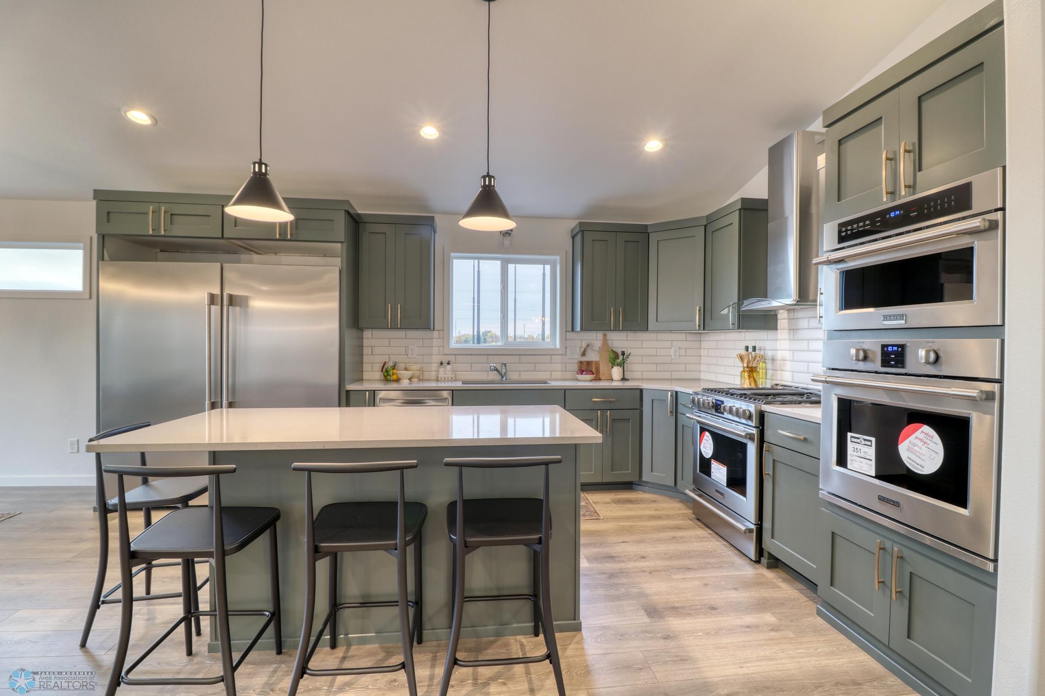 Kitchen1_0.jpg