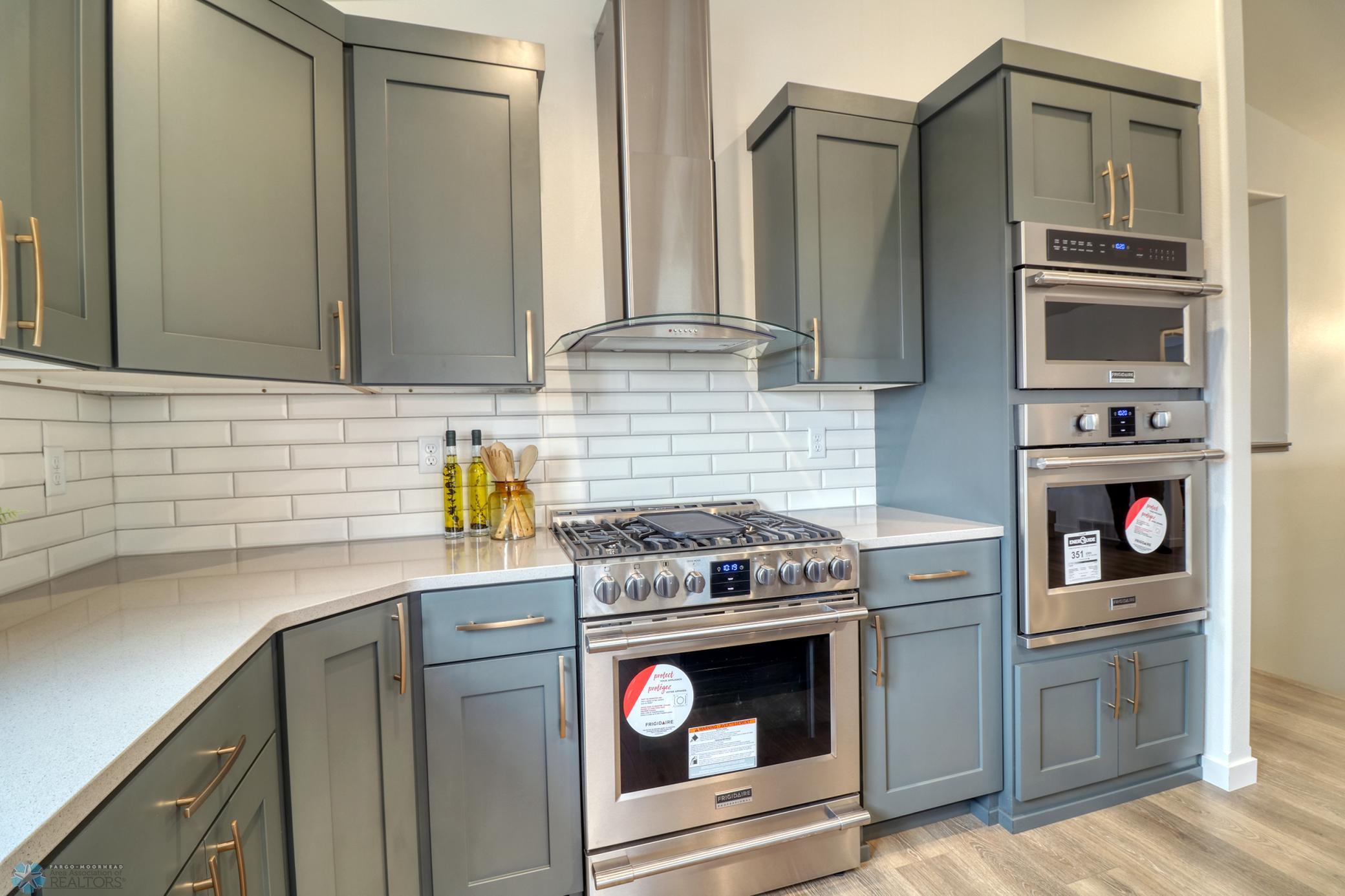 Kitchen1_4.jpg