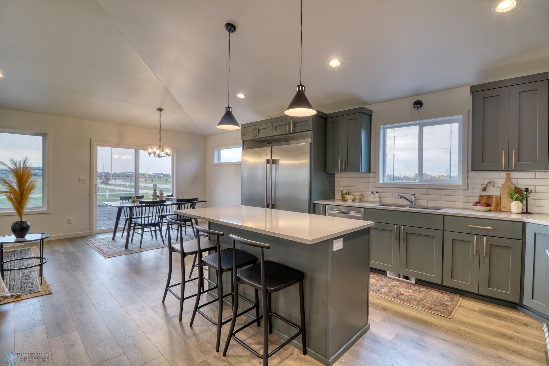 Kitchen1_2.jpg