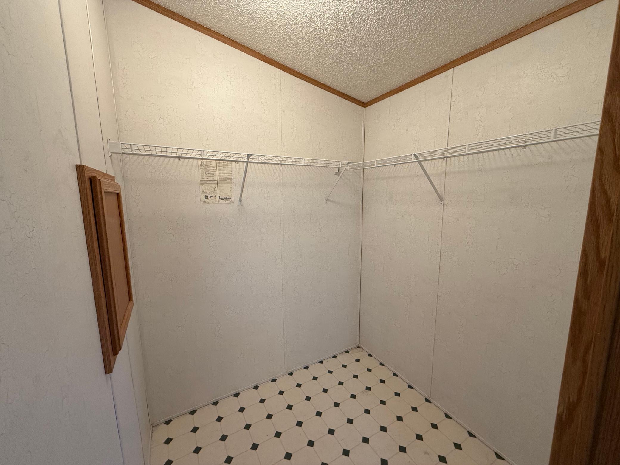 Walk in Closet