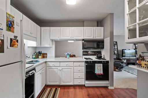 7500 Cahill Road, 207C, Edina, MN 55439