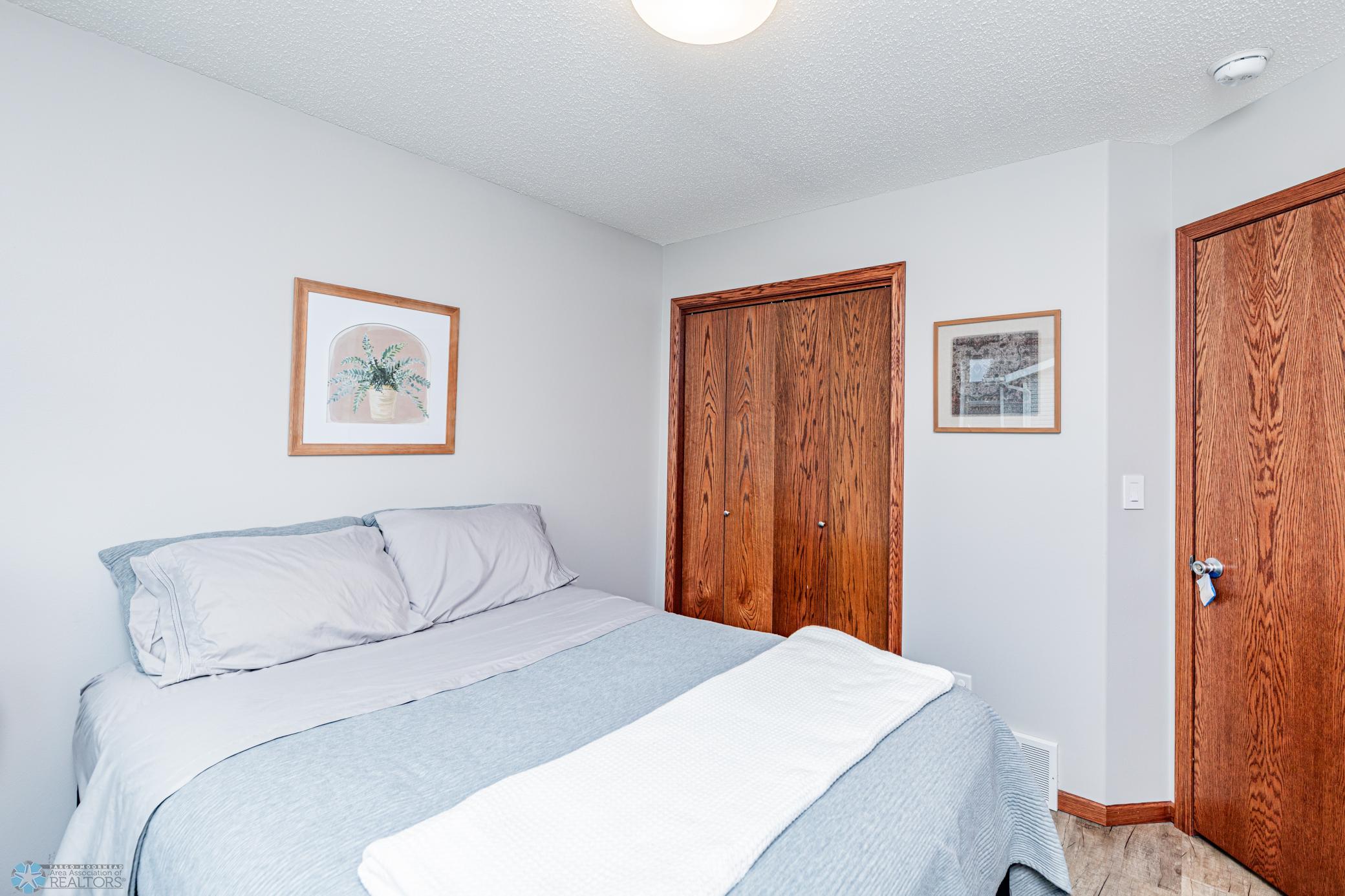 2nd Bedroom, Upper Level