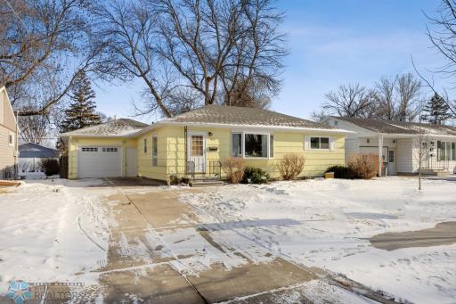 1412 15th Street S, Moorhead, MN 56560