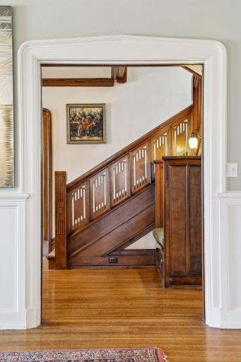 A stunning center staircase leads to the bedroom level.