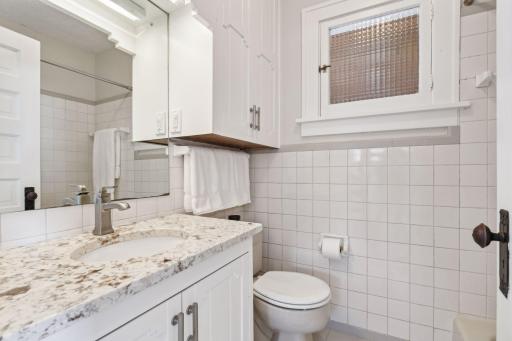16922 Grays Bay Boulevard, Wayzata, MN 55391