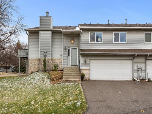 1121 Aston Circle, Burnsville, MN 55337