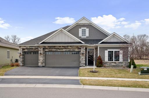 Spring pictures of the front of the home.