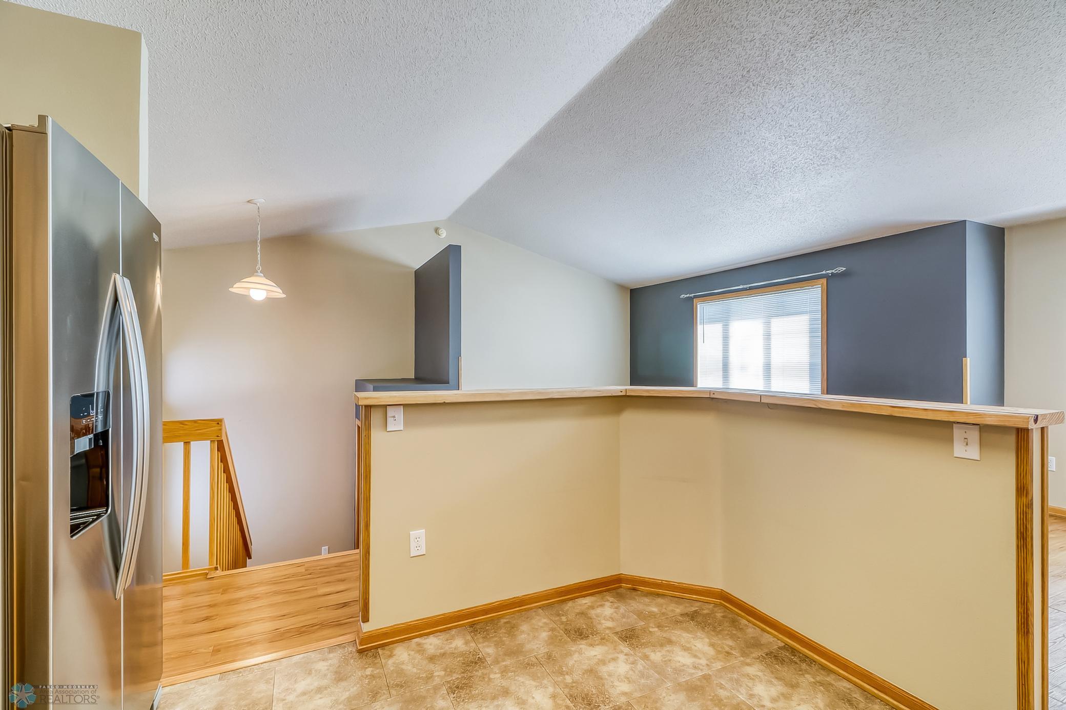 7Kitchen1_3.jpg