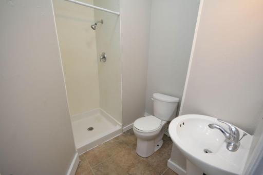 606 2nd Avenue NW, Austin, MN 55912