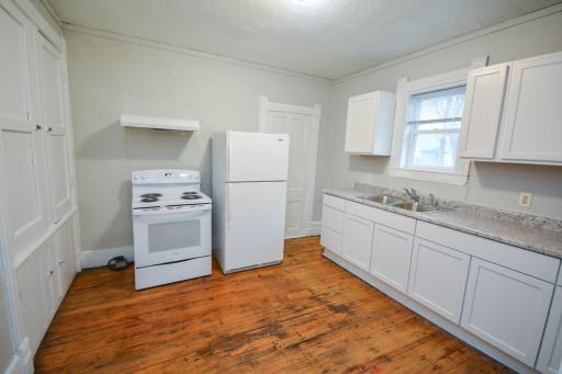 606 2nd Avenue NW, Austin, MN 55912