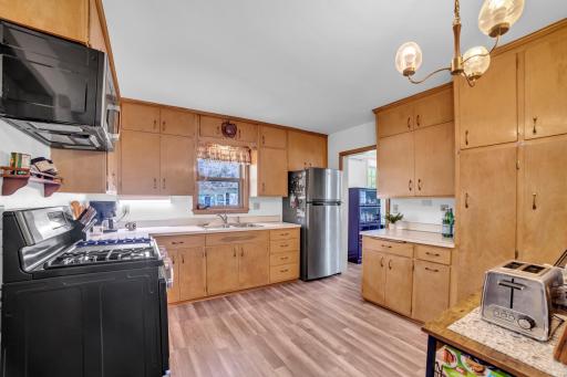 318 E Broadway Street, Monticello, MN 55362