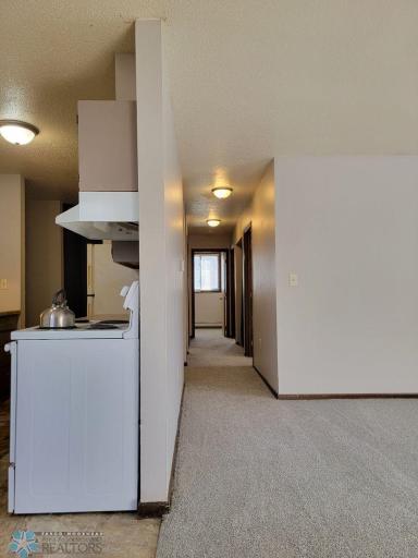 518 4th Street SW, Jamestown, ND 58401