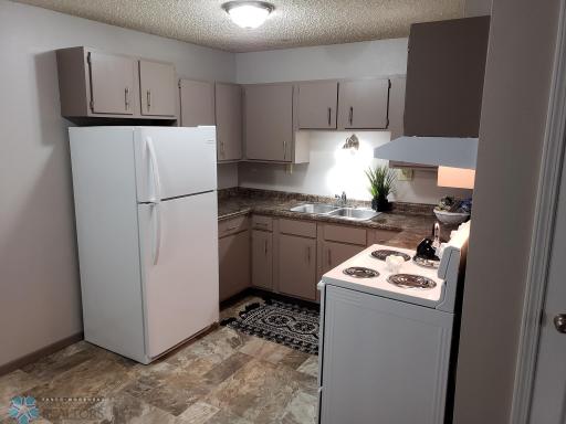 518 4th Street SW, Jamestown, ND 58401