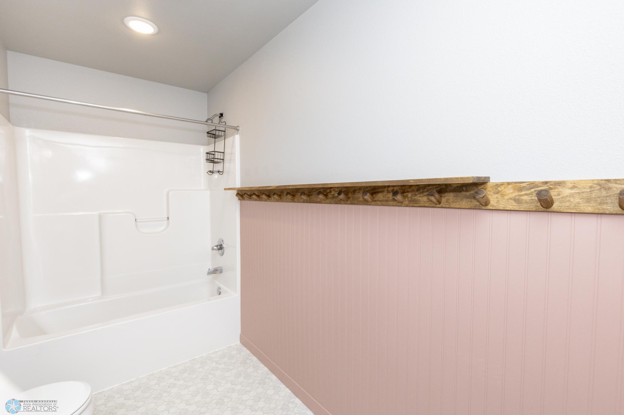Bathroom 3 - Full