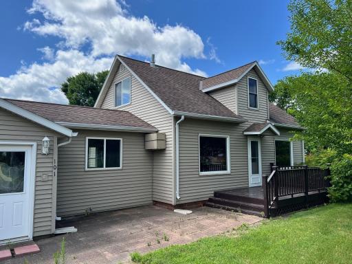 101 Greenwood Avenue W, Hector, MN 55342