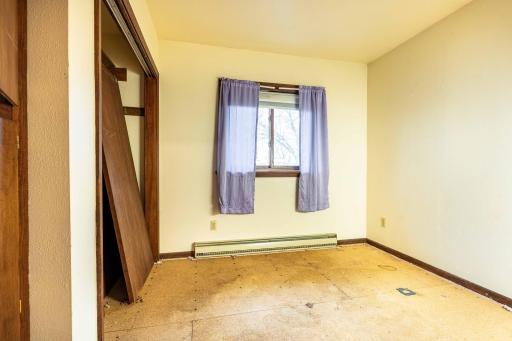 924 E Mount Faith Avenue, Fergus Falls, MN 56537