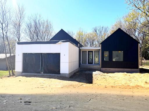 2735 Pilgrim Lane N, Minneapolis, MN 55441