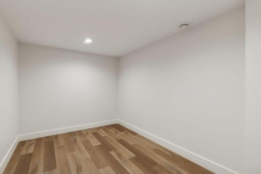 5240 8th Street Southwest - Spacecrafting - 0068.jpg