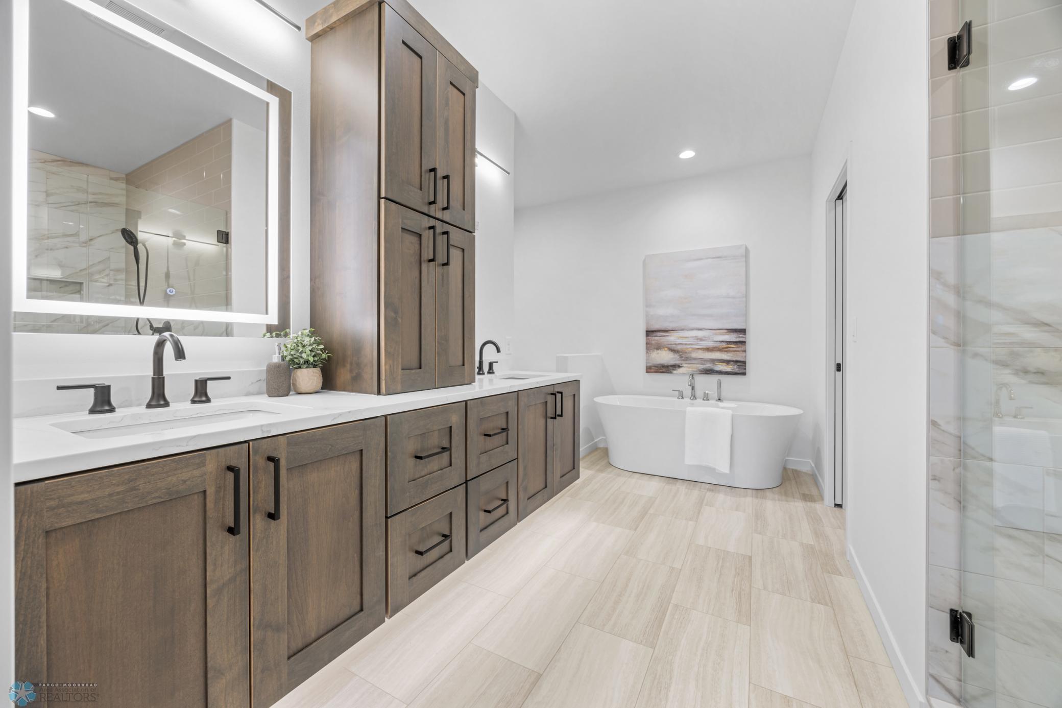 Primary Suite Bath