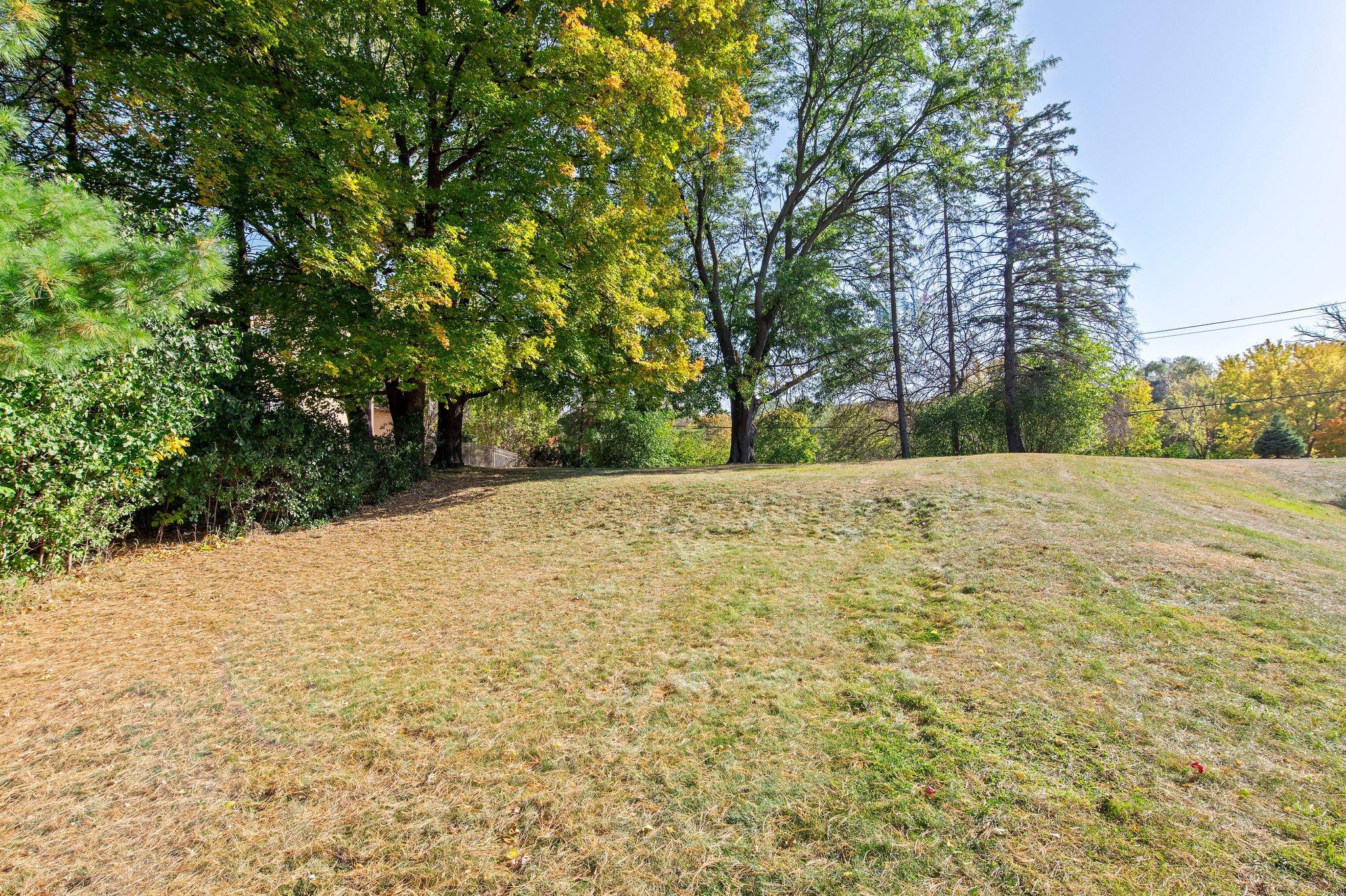 High ground, gently rolling terrain - easy to build on