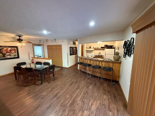 10211 Cedar Lake Road, 102, Hopkins, MN 55305