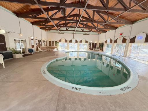 10211 Cedar Lake Road, 102, Hopkins, MN 55305