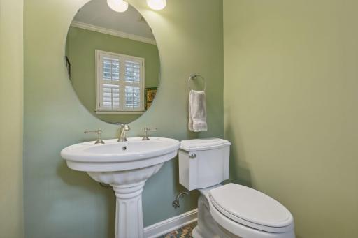 4635 Casco Avenue, Edina, MN 55424