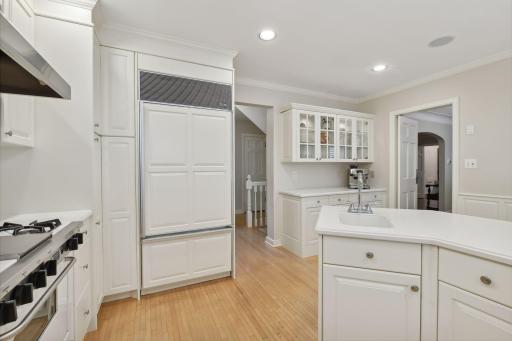 4635 Casco Avenue, Edina, MN 55424