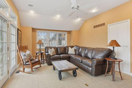 4635 Casco Avenue, Edina, MN 55424