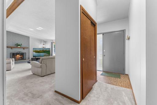 Vivid Spaces_8555 Medicine Lake Rd_10.jpg