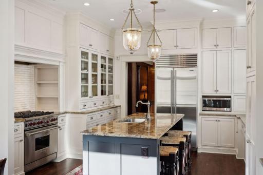 4551 Dupont Avenue S, Minneapolis, MN 55419