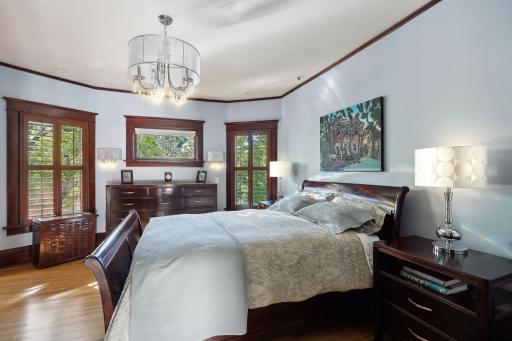 4551 Dupont Avenue S, Minneapolis, MN 55419