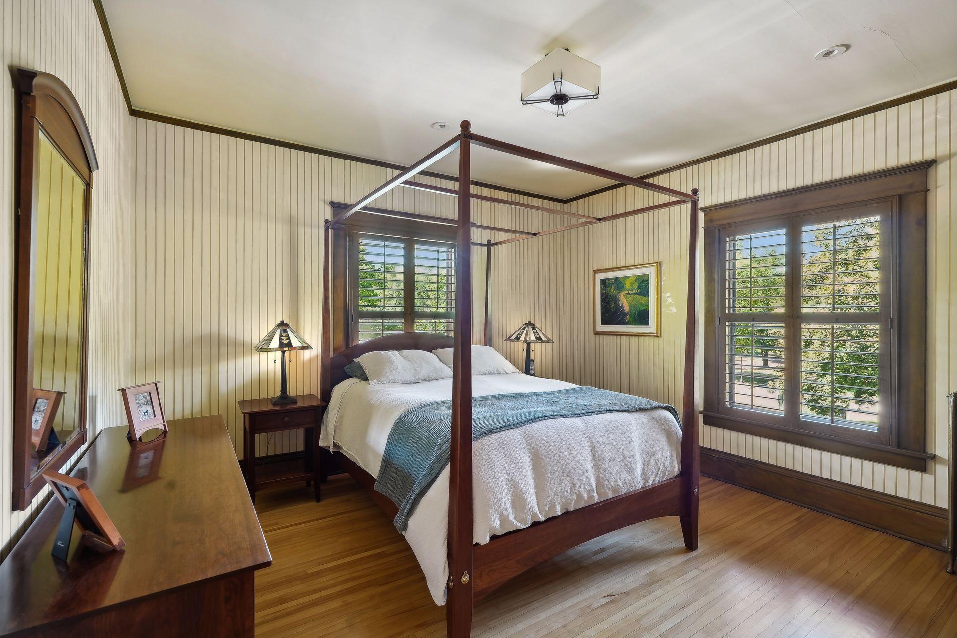 Bedroom 2 (4 bedrooms on 1 floor)