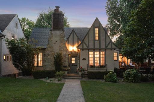 5036 Thomas Avenue S, Minneapolis, MN 55410