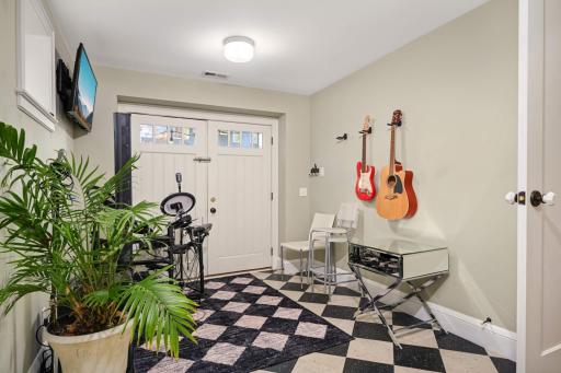 5036 Thomas Avenue S, Minneapolis, MN 55410