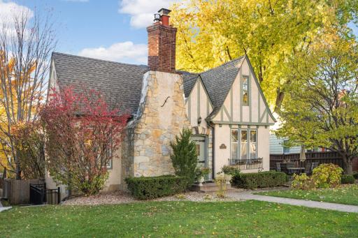 5036 Thomas Avenue S, Minneapolis, MN 55410