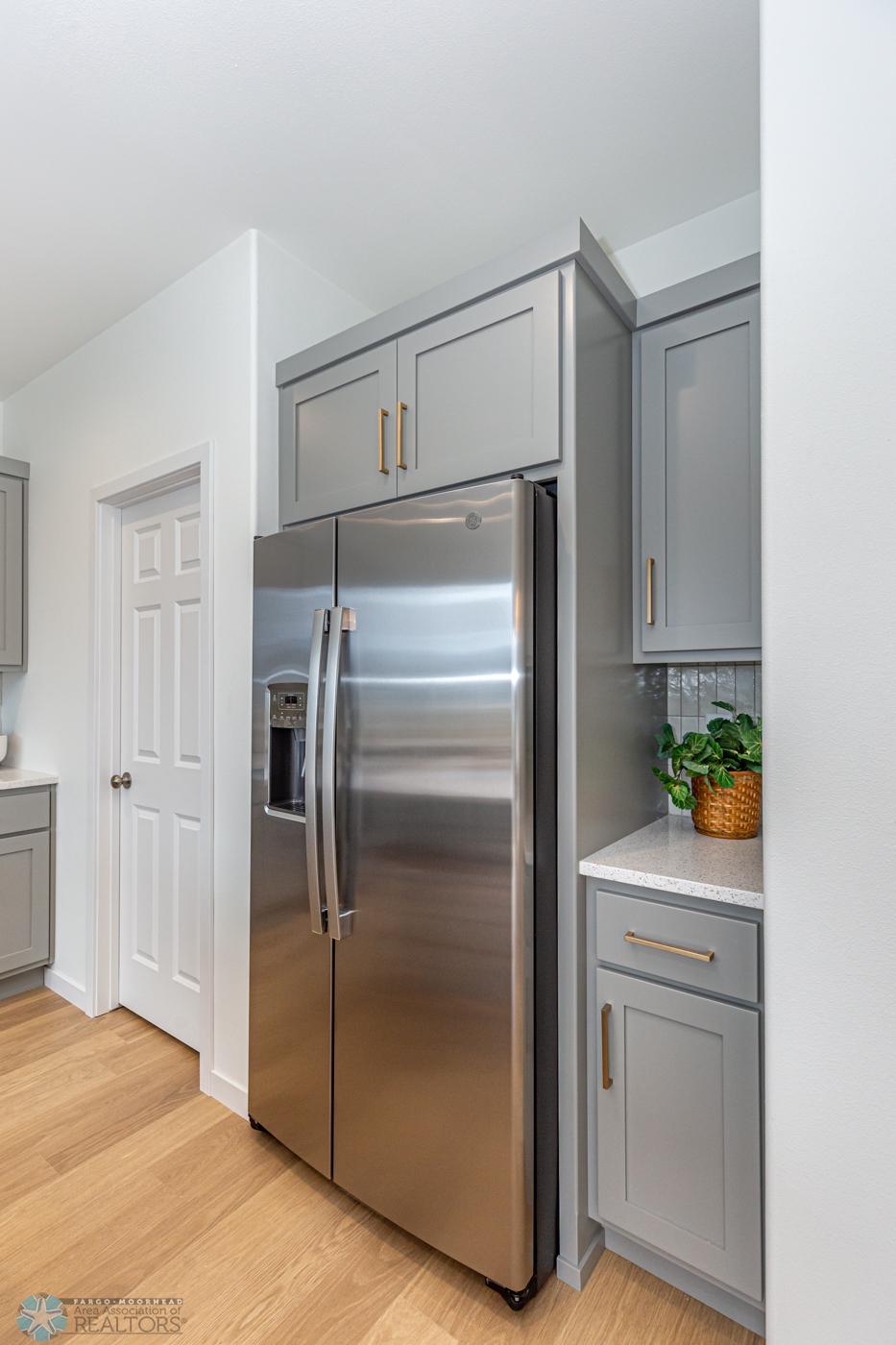 Kitchen - Photo from previous model