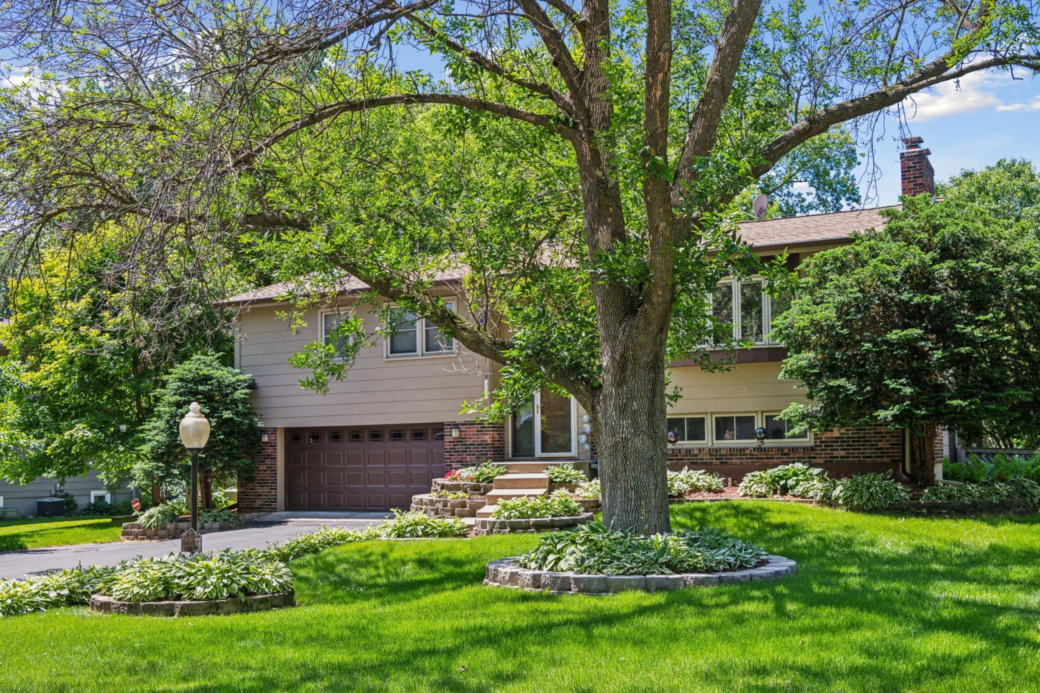 A 2-story addition spans the entire backside of this welcoming home offering terrific private views of the large backyard & pond. Hidden behind the garage door you’ll find 4 tandem parking stalls and a heated workshop!