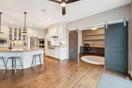 9994 Windsor Terrace, Eden Prairie, MN 55347