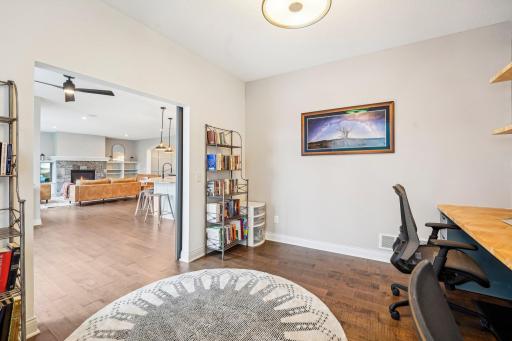 9994 Windsor Terrace, Eden Prairie, MN 55347