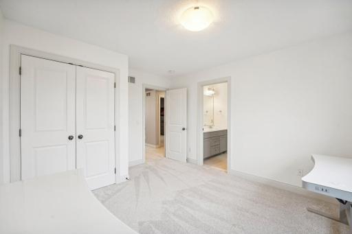 9994 Windsor Terrace, Eden Prairie, MN 55347