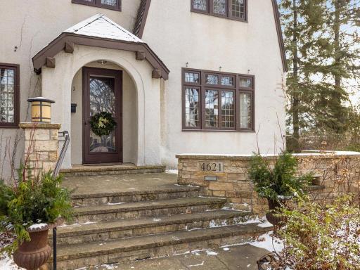 4621 Fremont Ave S Minneapolis MN 55419 USA-002-039-002-MLS_Size.jpg