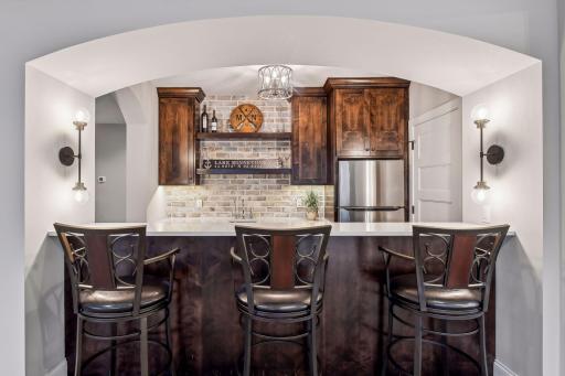 4184 Halsteads Bay Alcove, Minnetrista, MN 55331