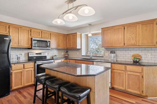 4911 144th Street W, Apple Valley, MN 55124