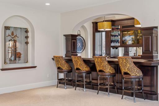 314 Bushaway Road, Wayzata, MN 55391